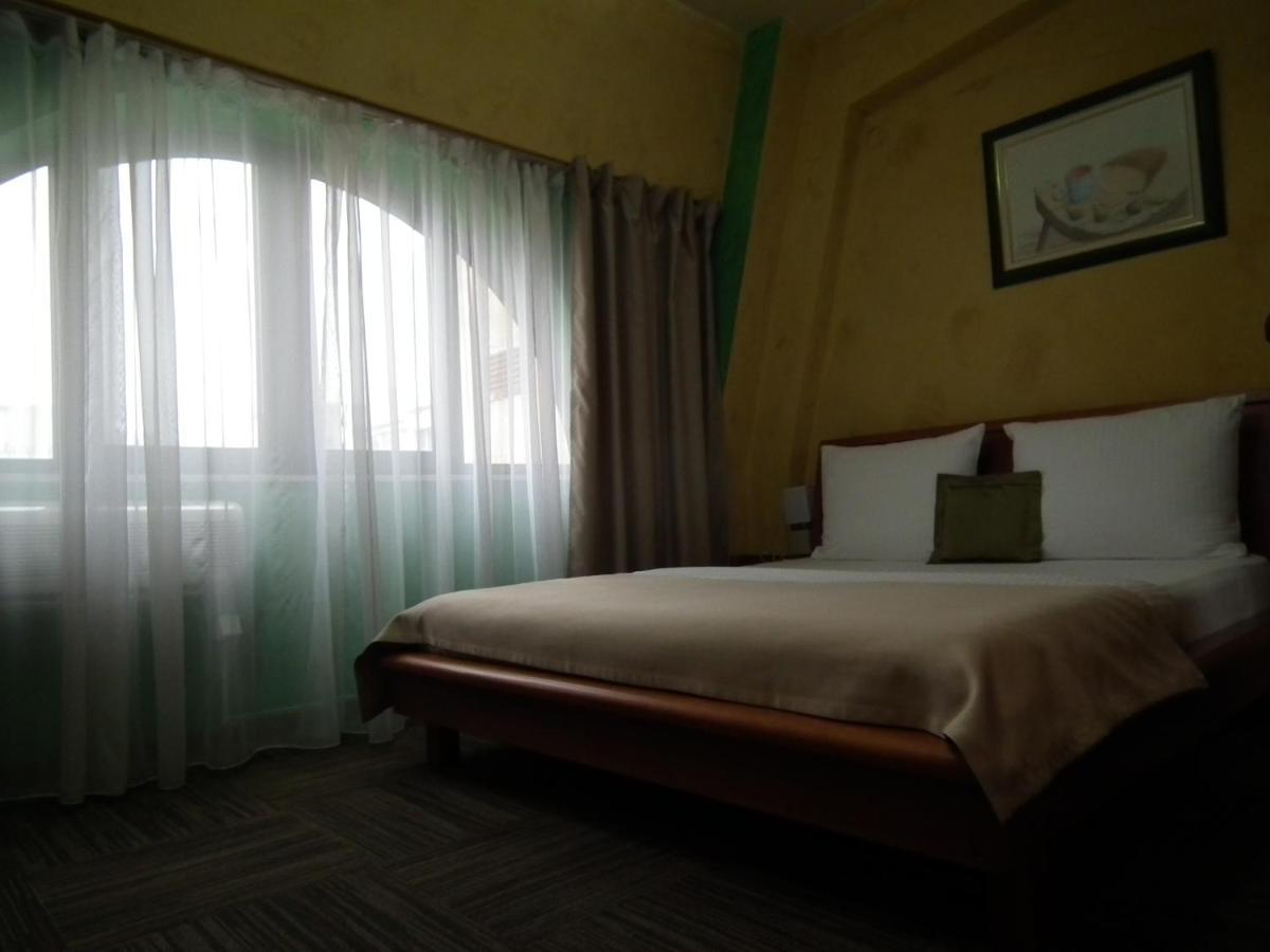 Hotel Kerber Podgorica Ngoại thất bức ảnh