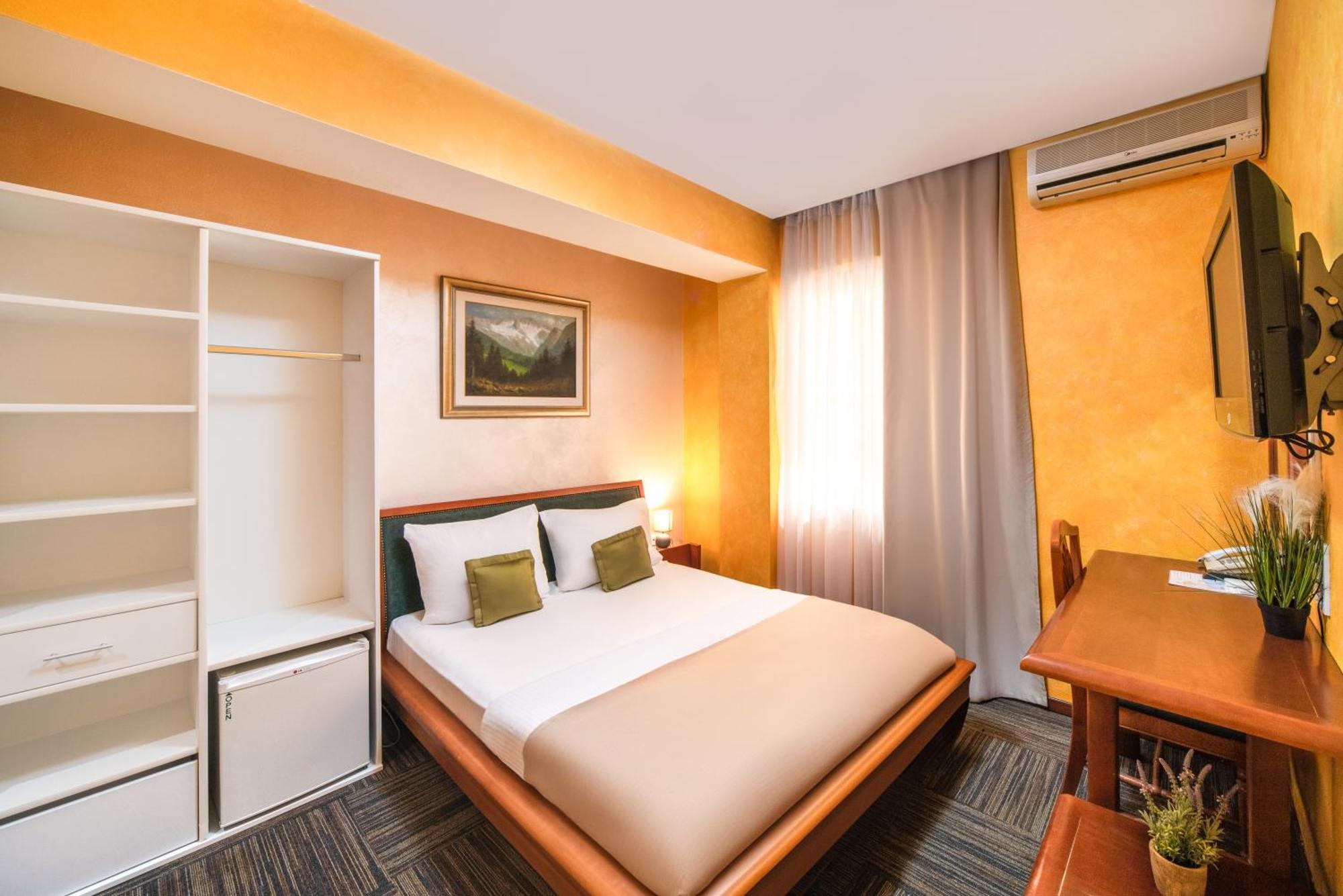 Hotel Kerber Podgorica Ngoại thất bức ảnh