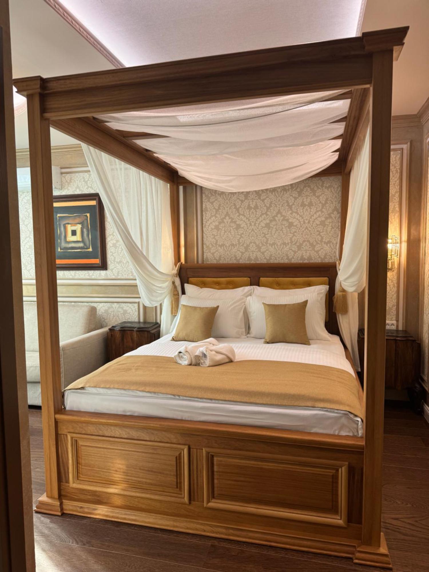 Hotel Kerber Podgorica Ngoại thất bức ảnh