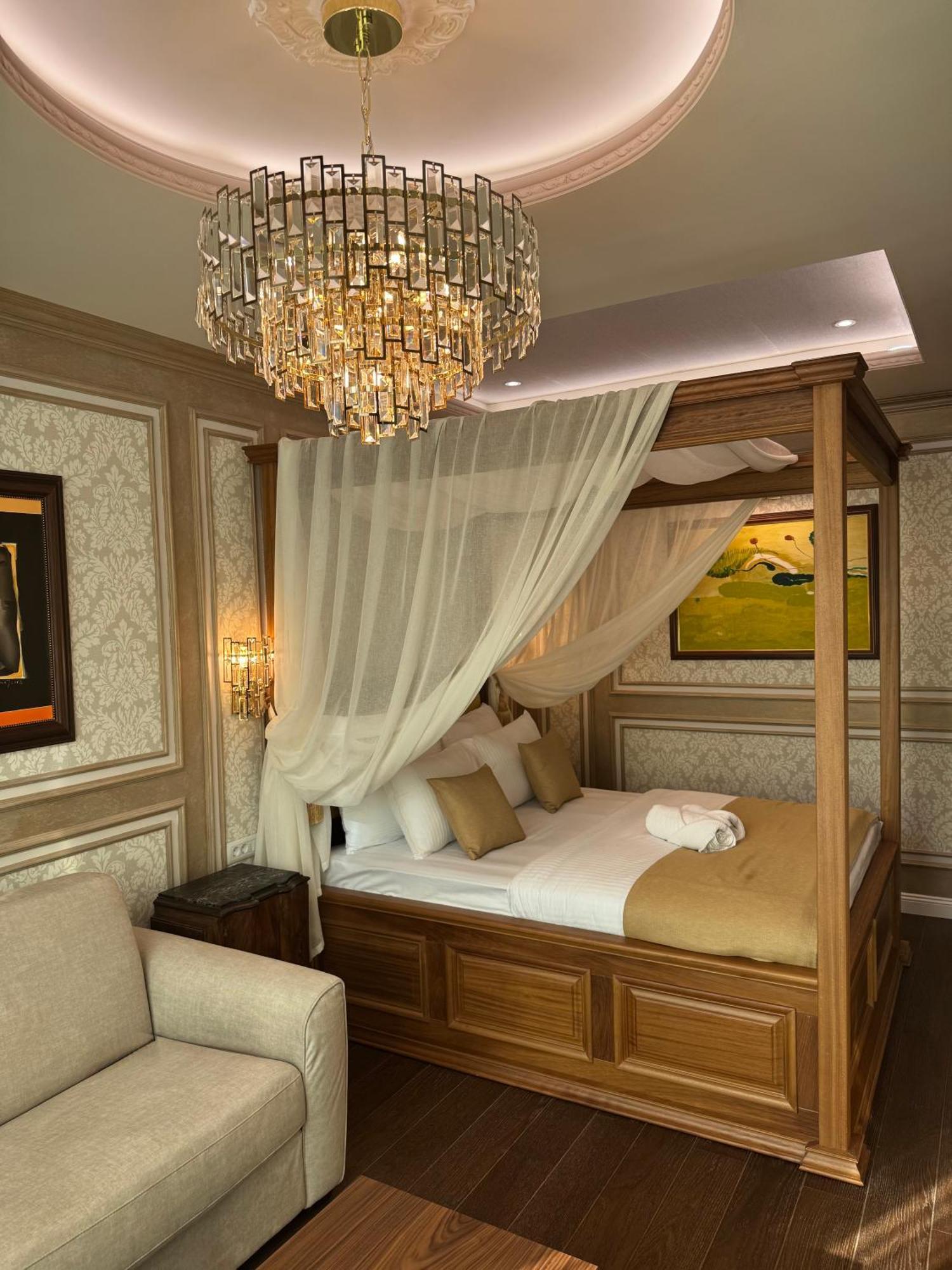 Hotel Kerber Podgorica Ngoại thất bức ảnh